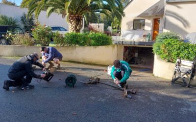 Nettoyage et préparation des pièces : entre dégraissant, ponçage et premières couches de peinture