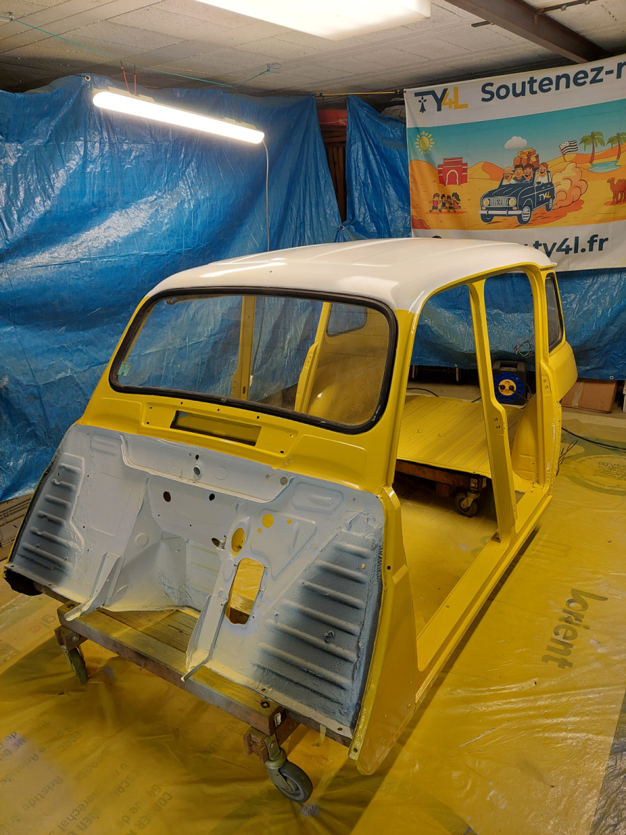 Peinture de la Caisse : Jaune & Blanc